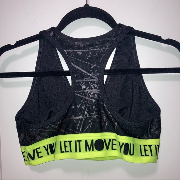 Zumba Wear Lovely Sports Bra - Picture 4 of 5